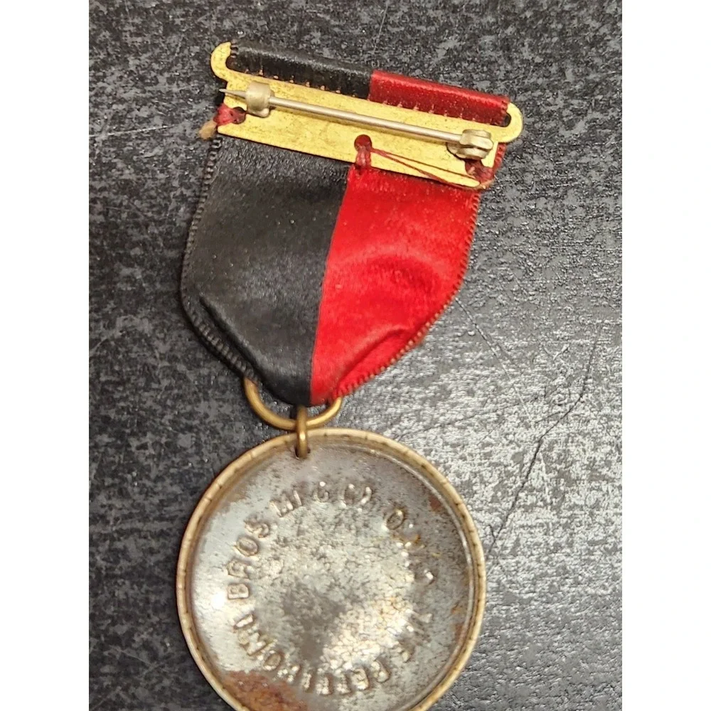 Vintage Bonner‎ Mfg Co Fraternal Pin Medal Ribbon Snake Triangle